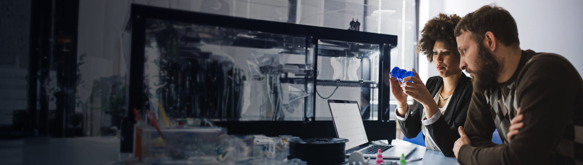 Market_Intelligence_Plastics_Hero2