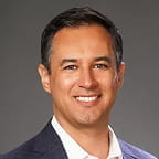 Oscar Rubiano, Assessor Financeiro do International Private Client Group da StoneX Wealth Management.